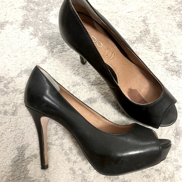 Aldo black peep toe stilettos - Picture 2 of 5